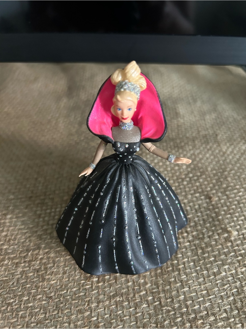 1998 Holiday Barbie Ornament Collectors